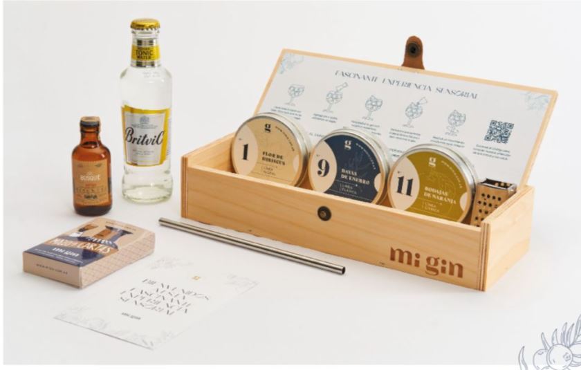 Caja de Madera de Cedro Gin